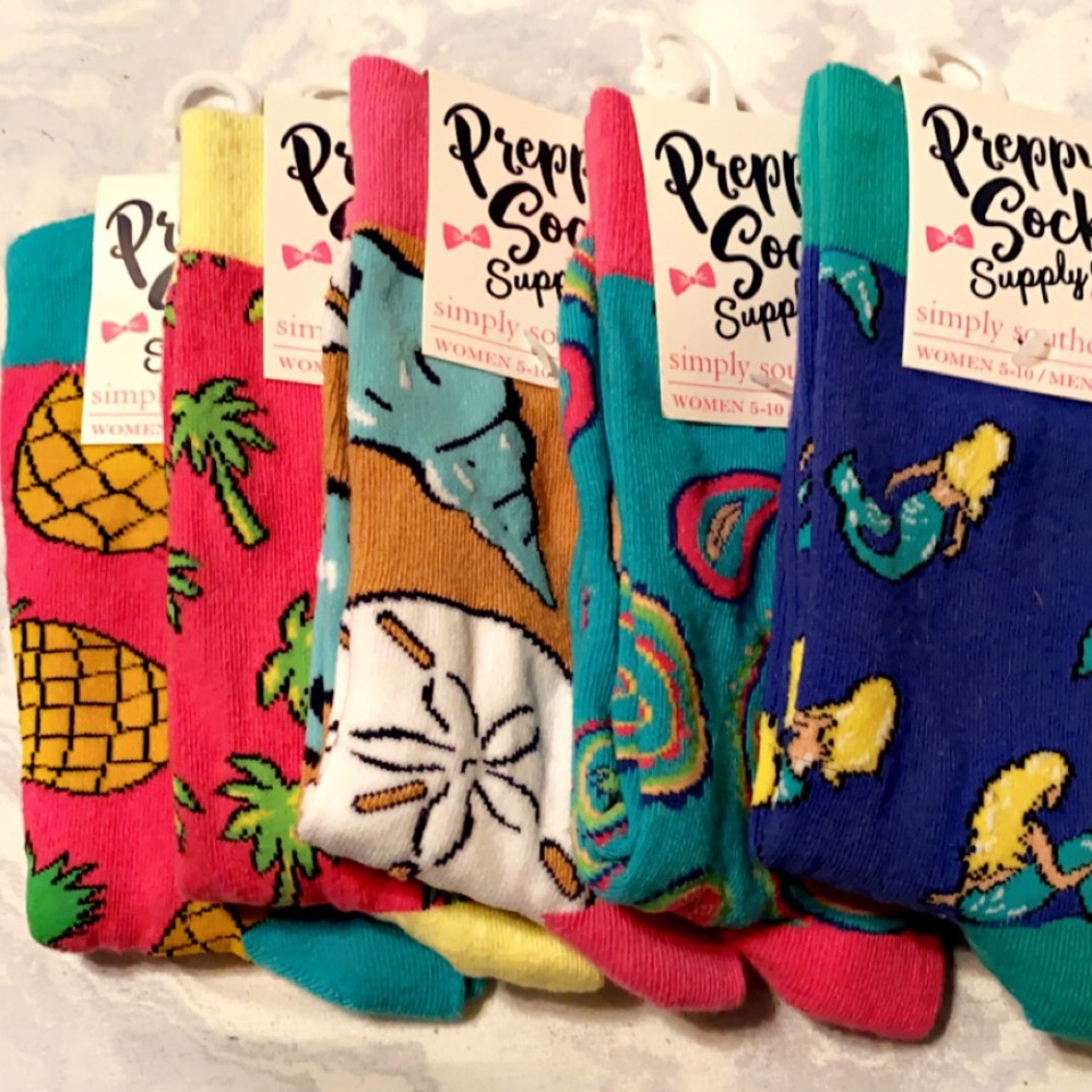 5 preppy socks by simply southern